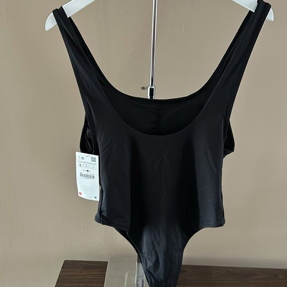 Zara Black one piece  scoop neck line Regular Swimwear Size Large - Picture 5 of 7